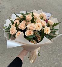 Букет Кремовые розы Латте в Подъячево