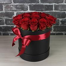 Цветочная композиция из Розы в шляпной коробке #REPLACE_PRED# Подъячево
